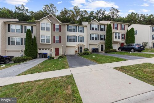 158 Maple Ave, COATESVILLE, PA, 19320-2793 | Card Image