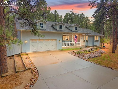 855 Pebble Creek Ct, Monument, CO, 80132-8452 | Card Image