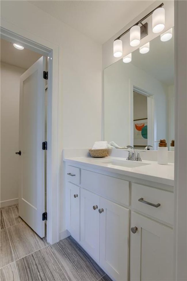 17500 Acton St, House other with 5 bedrooms, 6 bathrooms and null parking in Overland Park KS | Image 29