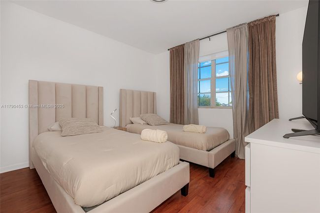 0 - 9431 Sw 212 Th Ter, House other with 4 bedrooms, 3 bathrooms and null parking in Cutler Bay FL | Image 17