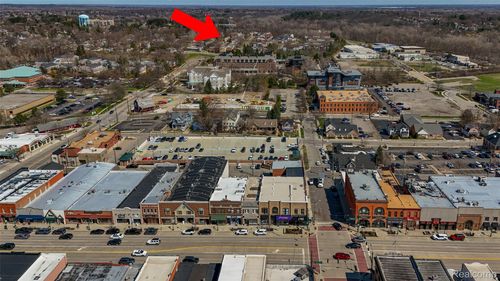 apt-211-451 Miller Ave, Rochester, MI, 48307-2250 | Card Image