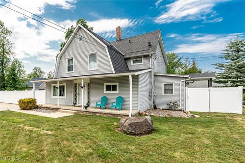 6873 Lake Rd, Madison, OH, 44057-1251 | Card Image