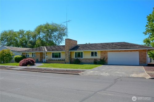 408 W 8th Ave, Ritzville, WA, 99169-1938 | Card Image