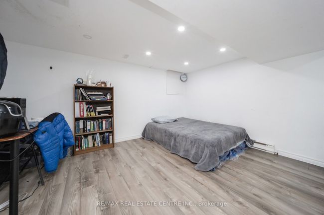 24 Jackman Dr, House other with 5 bedrooms, 2 bathrooms and 5 parking in Brampton ON | Image 40