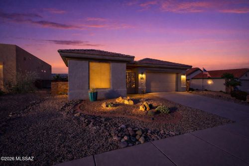 1062 W Union Bell Drive, Green Valley, AZ, 85614 | Card Image