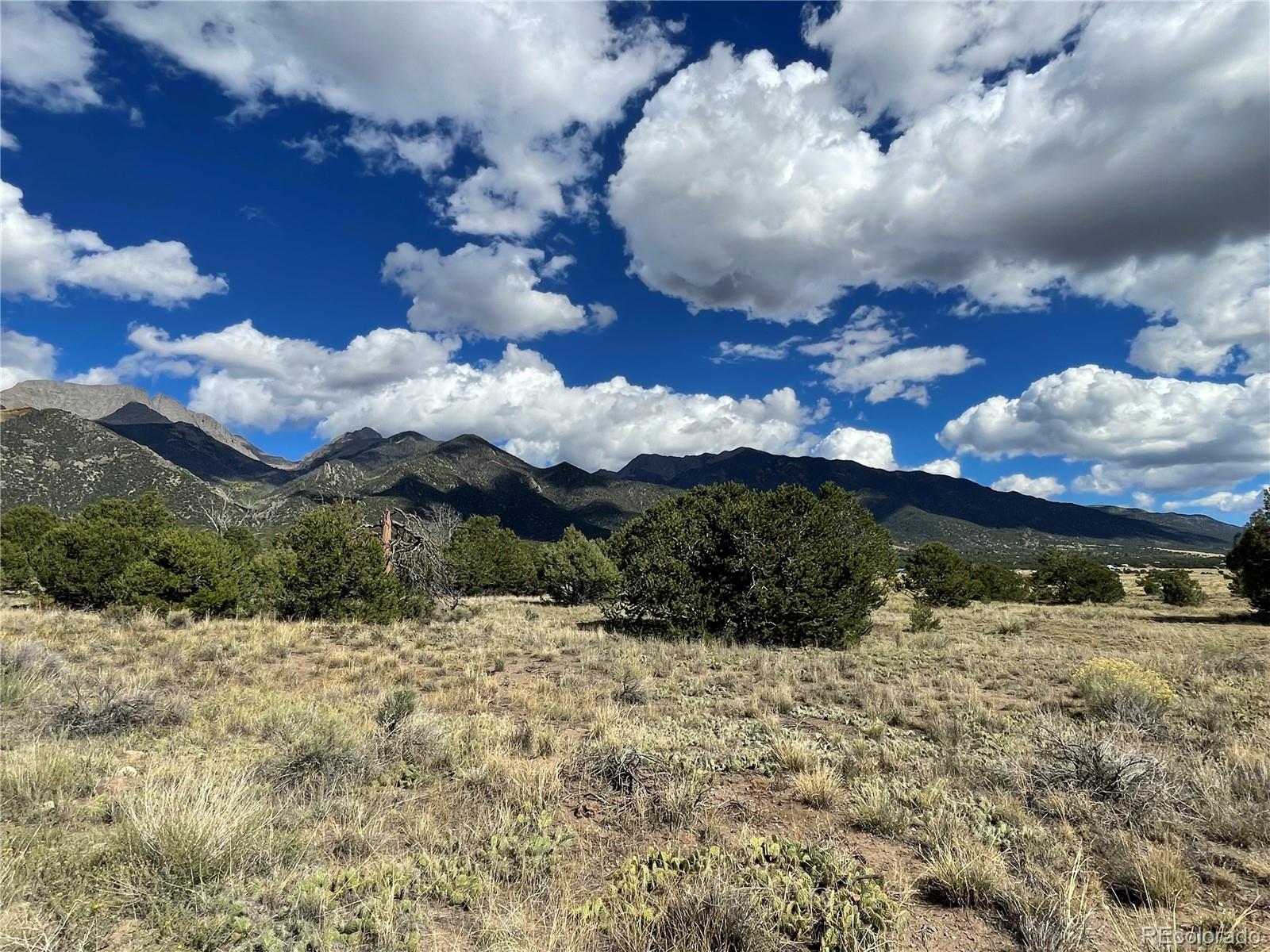 Land in Crestone 2