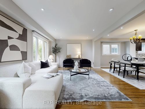 19 Kenscott Rd, Scarborough, ON, M1B2L8 | Card Image
