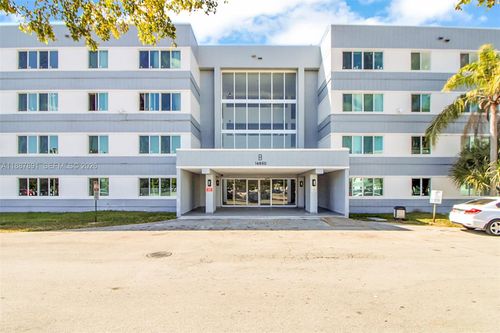 b4g-14850 Naranja Lakes Blvd, Homestead, FL, 33032-8334 | Card Image