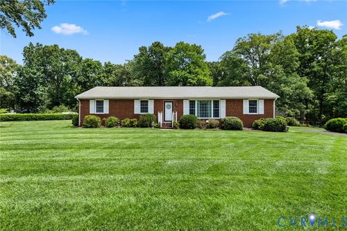 1301 Vickilee Rd, North Chesterfield, VA, 23236-1944 | Card Image