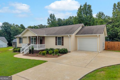 423 N Point Cir, Hartwell, GA, 30643-5012 | Card Image