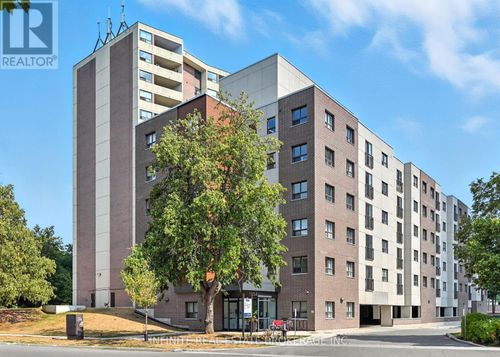 611-1254 Marlborough Crt, Oakville, ON, L6H7X6 | Card Image