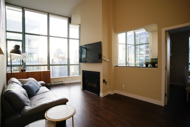 PH4 - 1238 Burrard Street, Condo with 2 bedrooms, 0 bathrooms and 1 parking in Vancouver BC | Image 6