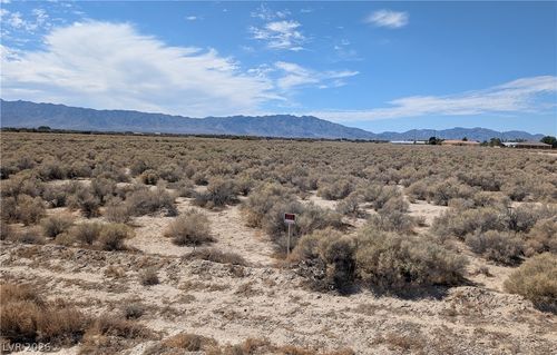 3950 S Kid Ave, Pahrump, NV, 89048 | Card Image