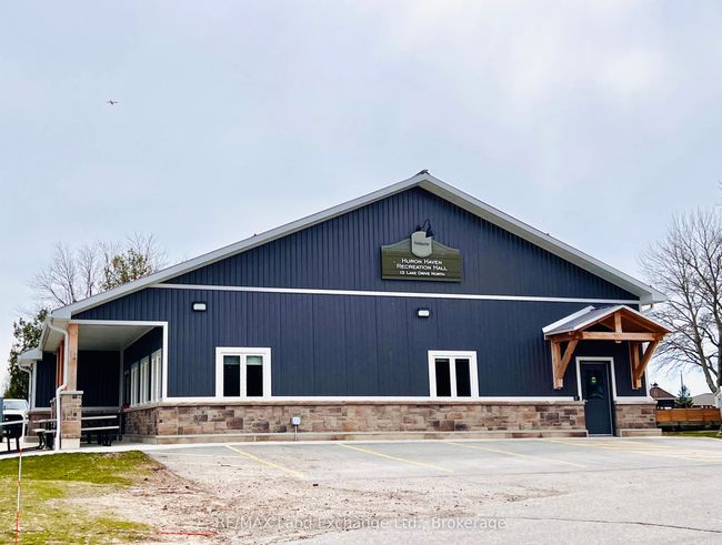 16 Sutton Dr, House other with 2 bedrooms, 2 bathrooms and 2 parking in Goderich ON | Image 24