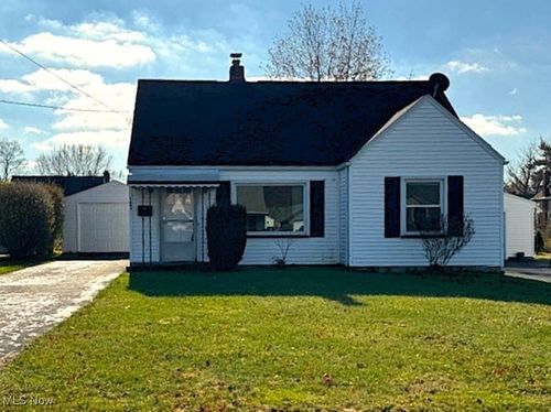 1643 Everett Ave, Youngstown, OH, 44514-1019 | Card Image