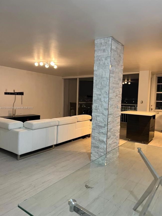 APT-1501 - 18071 Biscayne Blvd, Condo with 2 bedrooms, 2 bathrooms and null parking in Aventura FL | Image 66