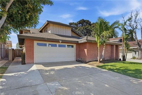 3702 W Park Central, Orange, CA, 92868 | Card Image