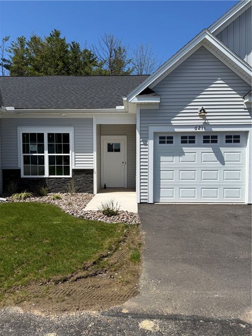 6211 Blossom Ridge Cir, Ontario, NY, 14519-9409 | Card Image