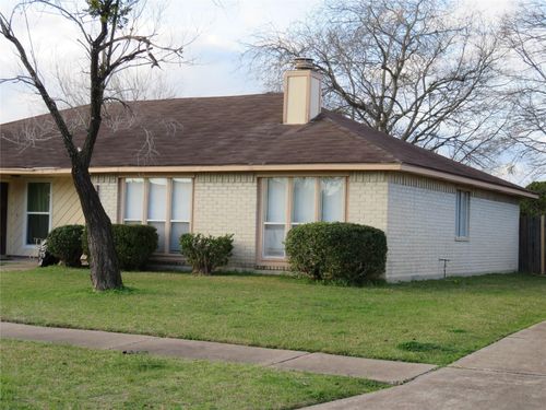 16310 Meadowbrook Farm Rd, Houston, TX, 77082-1213 | Card Image