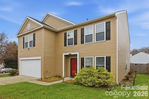 910 Torsion Ln, Clover, SC, 29710-6918 | Card Image