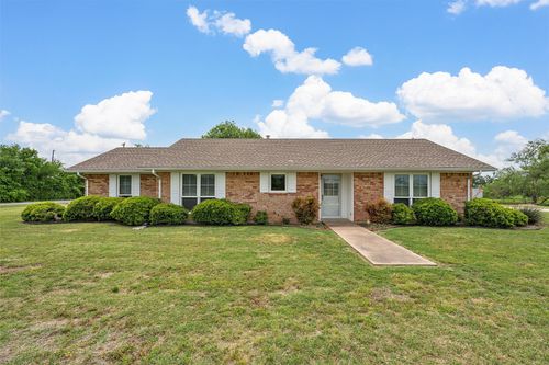 281 A J Muska Rd, West, TX, 76691-2300 | Card Image