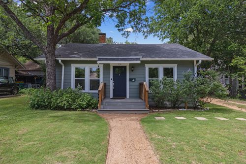 114 E 10th Avenue, Belton, TX, 76513 | Card Image