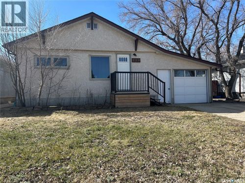 730 Isabelle St, Estevan, SK, S4A1P9 | Card Image
