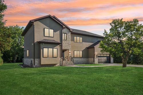 1744 Walnut Cir, Northbrook, IL, 60062-1323 | Card Image