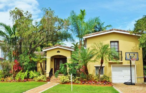 6315 Maynada St, Coral Gables, FL, 33146-3315 | Card Image
