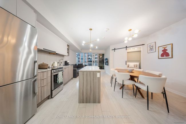 312 - 31 Tippett Rd, Condo with 2 bedrooms, 2 bathrooms and null parking in Toronto ON | Image 6