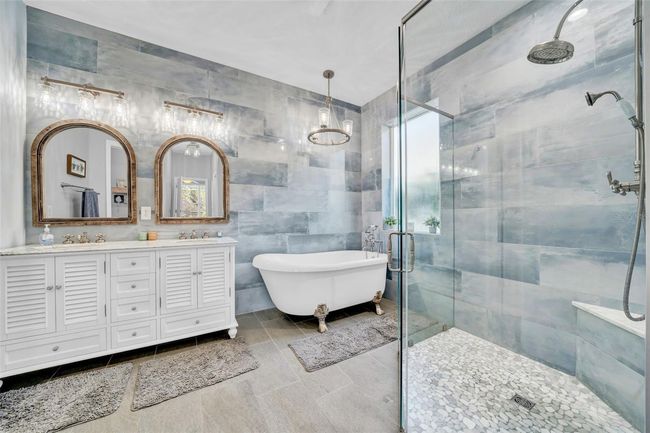 Relaxing tranquil primary bath | Image 25