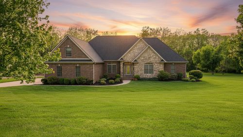 1110 Creekside Dr, Lawrenceburg, KY, 40342-8906 | Card Image
