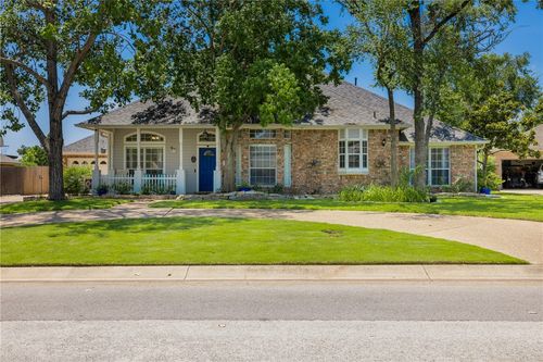 4720 Shoal Creek Dr, College Station, TX, 77845-4409 | Card Image