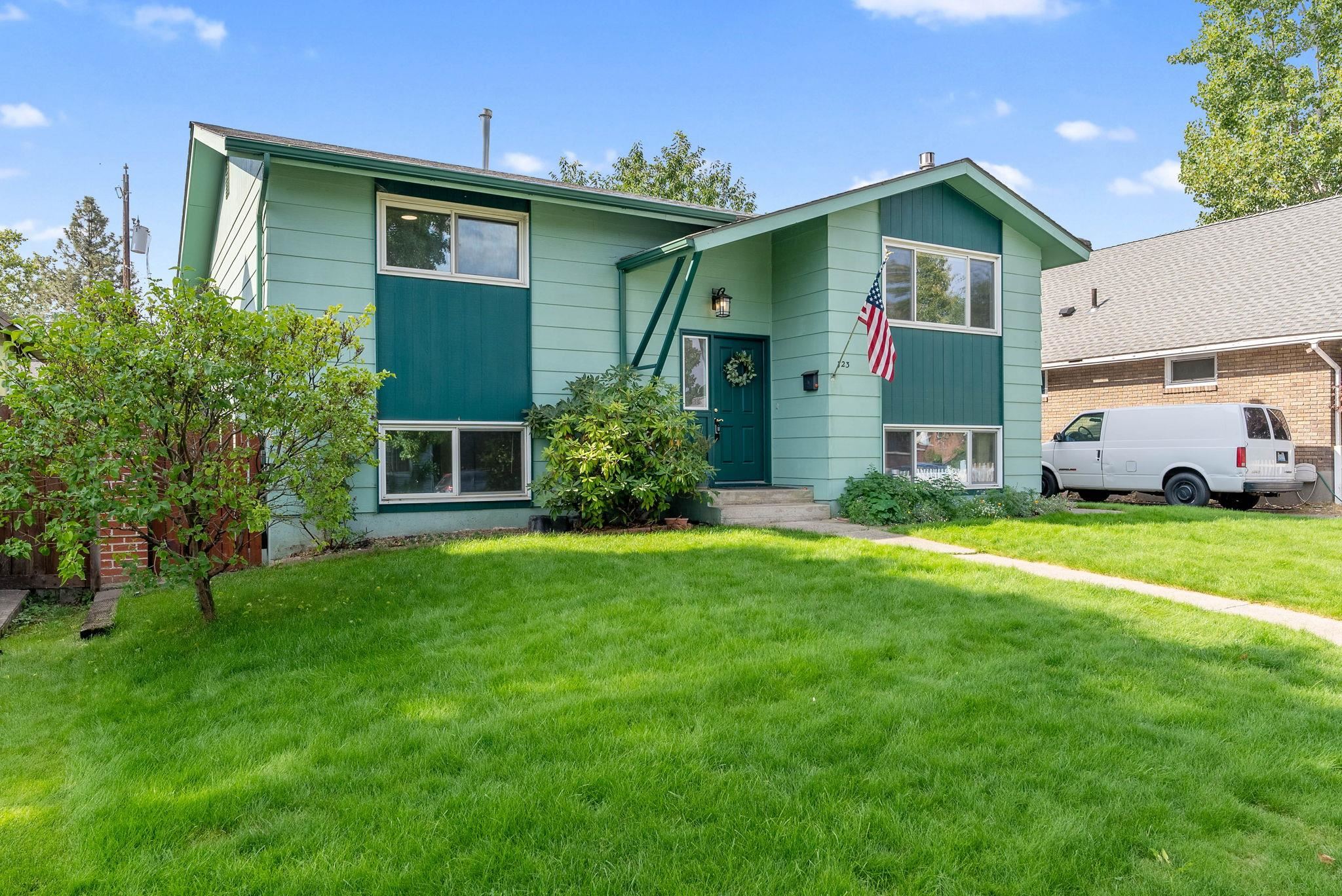 Knox Ave, Spokane, WA 99205