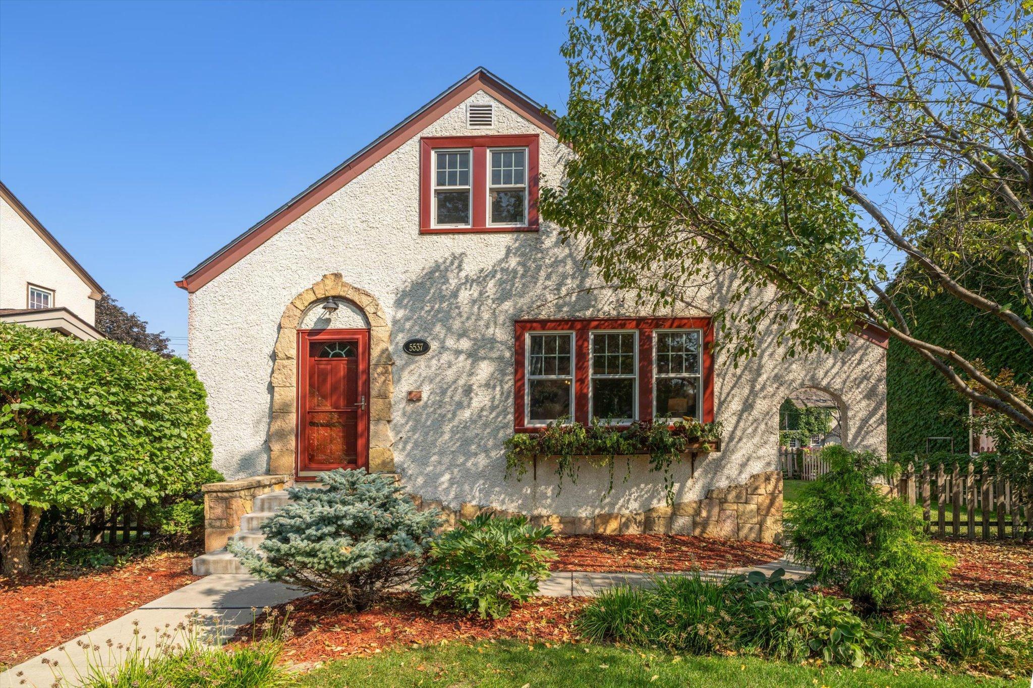 14th Ave, Minneapolis, MN 55417