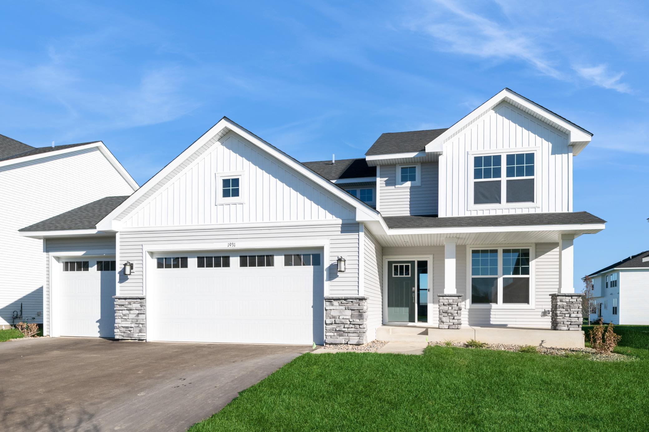 Balsam Dr, Carver, MN 55315