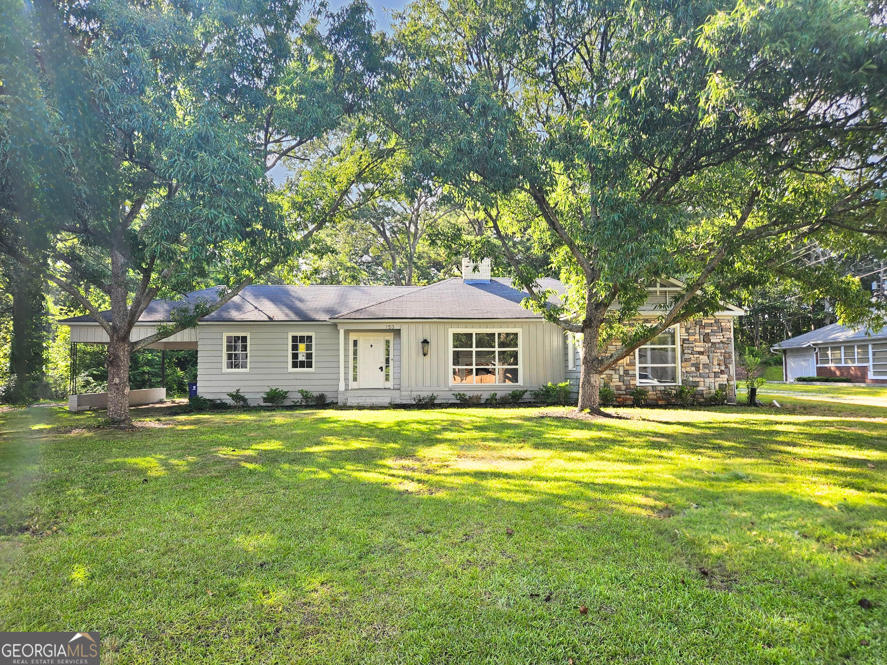 Lagrange St, Grantville, GA 30220