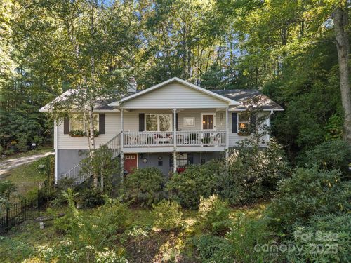 296 Ivy Ridge Cir, Sylva, NC, 28779-6871 | Card Image