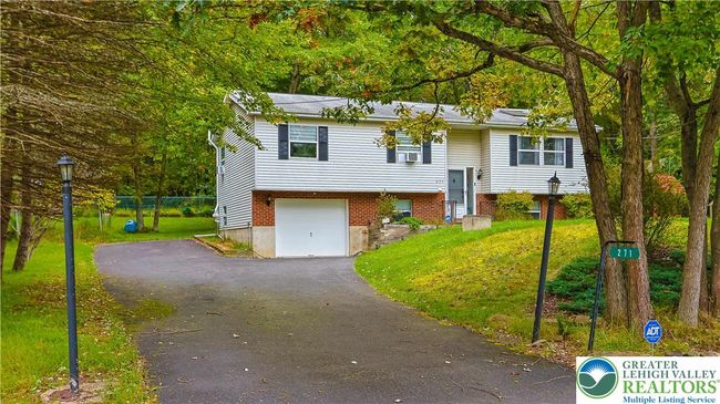 271 N Shore Dr, House other with 3 bedrooms, 3 bathrooms and null parking in Albrightsville PA | Image 40