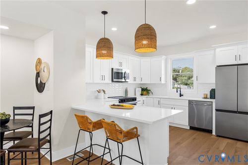 851 E Bank St, Petersburg, VA, 23803-3405 | Card Image