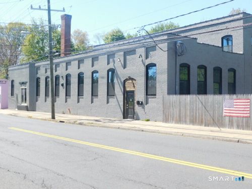 200-125 W Main St, Plainville, CT, 06062-1988 | Card Image