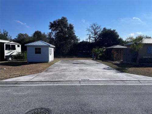3195 Ne 101st Ter, SILVER SPRINGS, FL, 34488-8370 | Card Image
