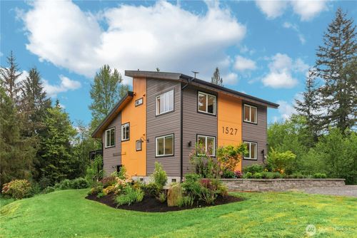 1527 Newberg Rd, Snohomish, WA, 98290-4510 | Card Image