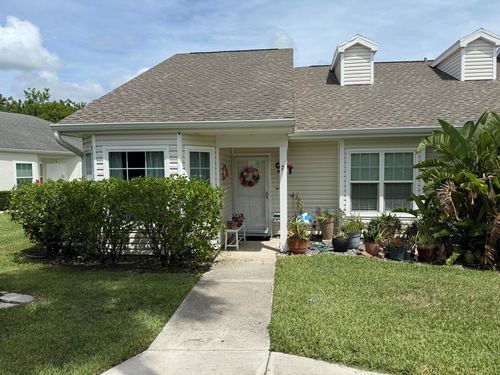 apt-7-1901 Westminster Cir, Vero Beach, FL, 32966-8067 | Card Image