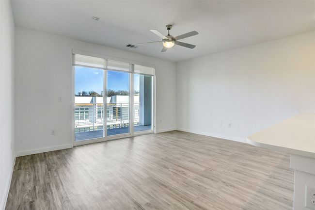 APT-2309 - 4801 Springdale Rd, Condo with 2 bedrooms, 2 bathrooms and 1 parking in Austin TX | Image 5