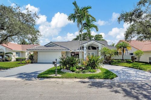 9066 Nw 52nd Ct, Coral Springs, FL, 33067-4600 | Card Image