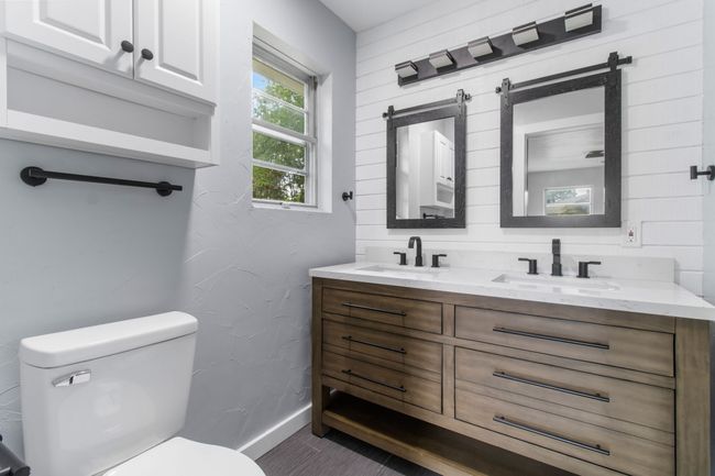 1818 W Belden St, House other with 3 bedrooms, 2 bathrooms and null parking in Sherman TX | Image 18