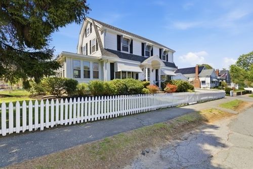 57 Cumberland Cir, Lynn, MA, 01904-1113 | Card Image
