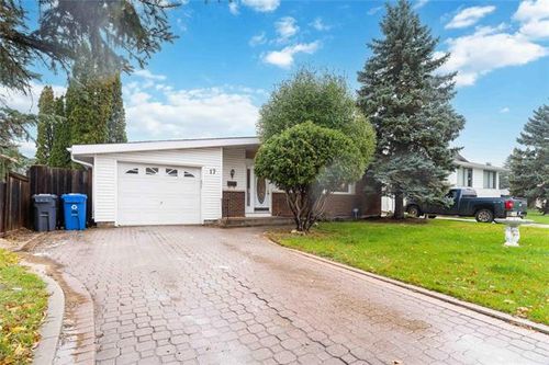 17 Carnaby Pl, Winnipeg, MB, R2J3B9 | Card Image
