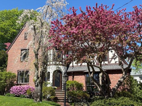 27 Stella Rd, Belmont, MA, 02478-3301 | Card Image